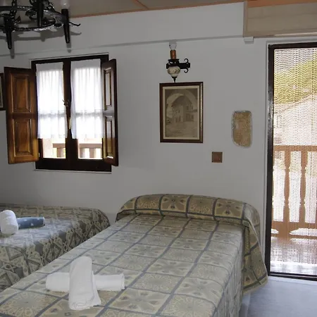 Casa La Portilla A 6km De Cabarceno Wifi Vakantiehuis Esles